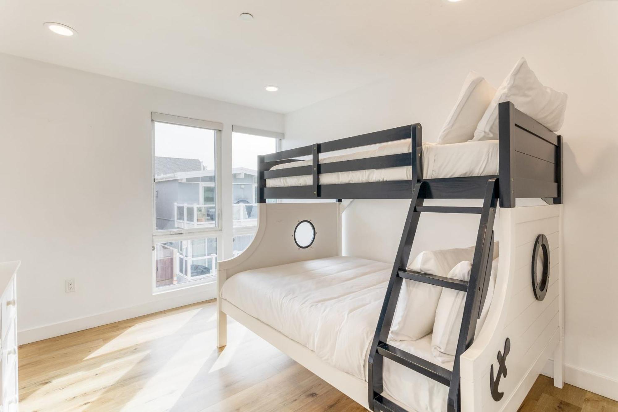 Velvet Sand Buyout By Avantstay Steps To Newport Beach Sleeps 22 Buitenkant foto